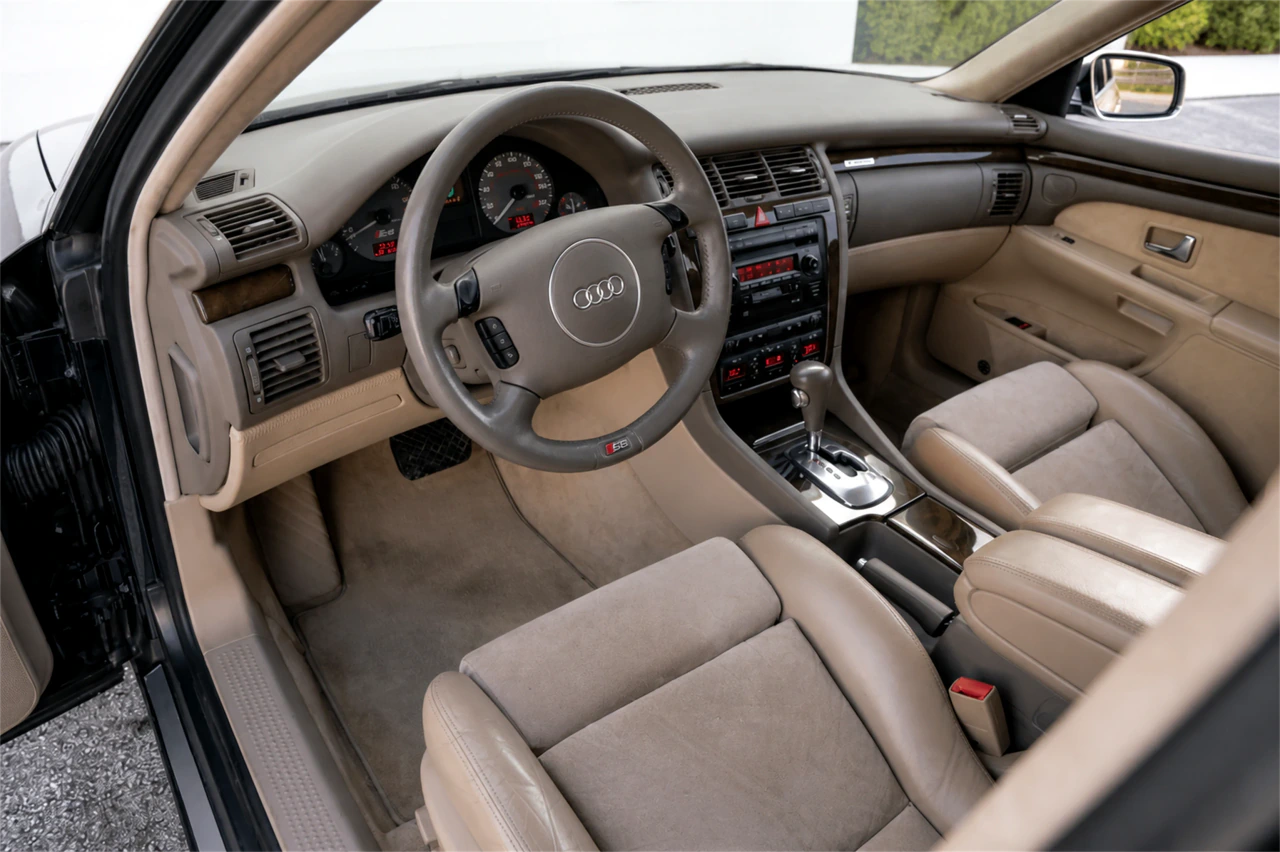 Audi D2 S8 (2001-2003 United States) Inspection Guide Interior support visual