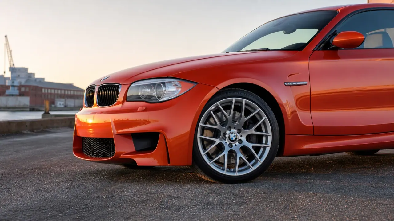 BMW 1M Coupe pirkėjo patikrinimo palaikymo vizualinis vaizdas iš „MxTicleCars“ tiekėjo paketo