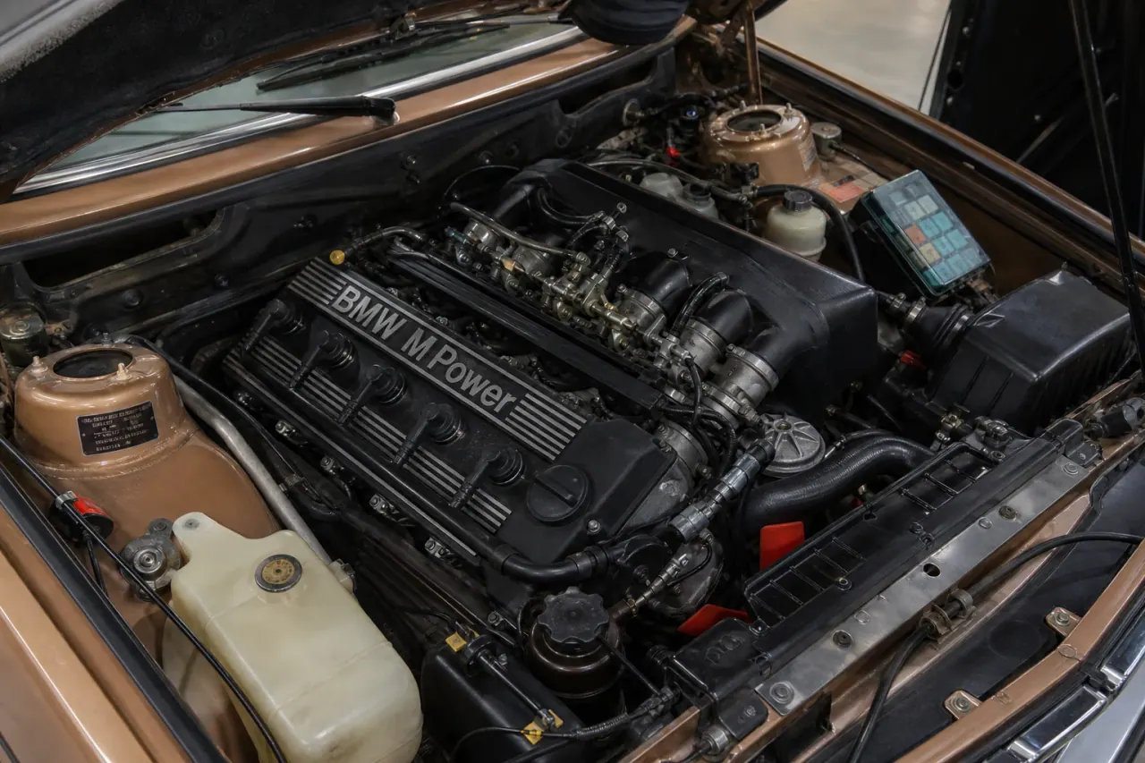 BMW E28 M5 Original M Sedan Inspection Guide engine bay image from the MxTicleCars provider package