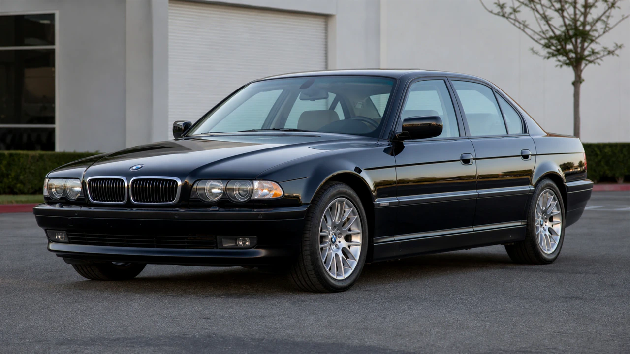 BMW E38 740i Sport (1999-2001) Inspection Guide article hero image
