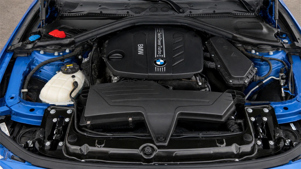 BMW F31 328d Touring (2014-2018) Inspection Guide engine bay image